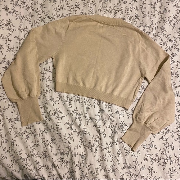 SHIEN Beige Cropped Sweater (size M) - Picture 2 of 4
